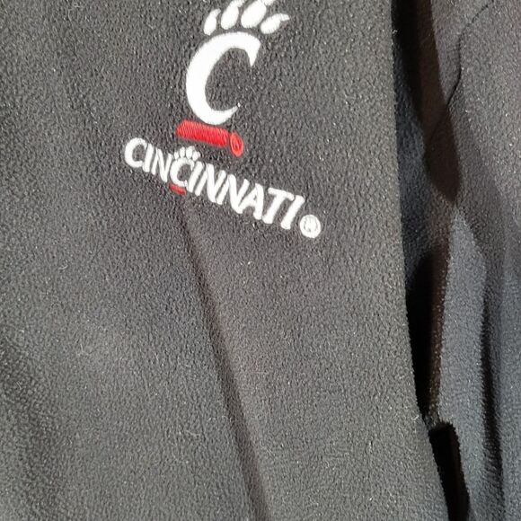 Cincinnati Bearcats Fleece Pullover  - Picture 4 of 7